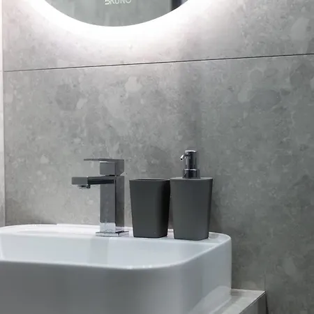 Kamara Urban Retreat By #db Premium Appartement